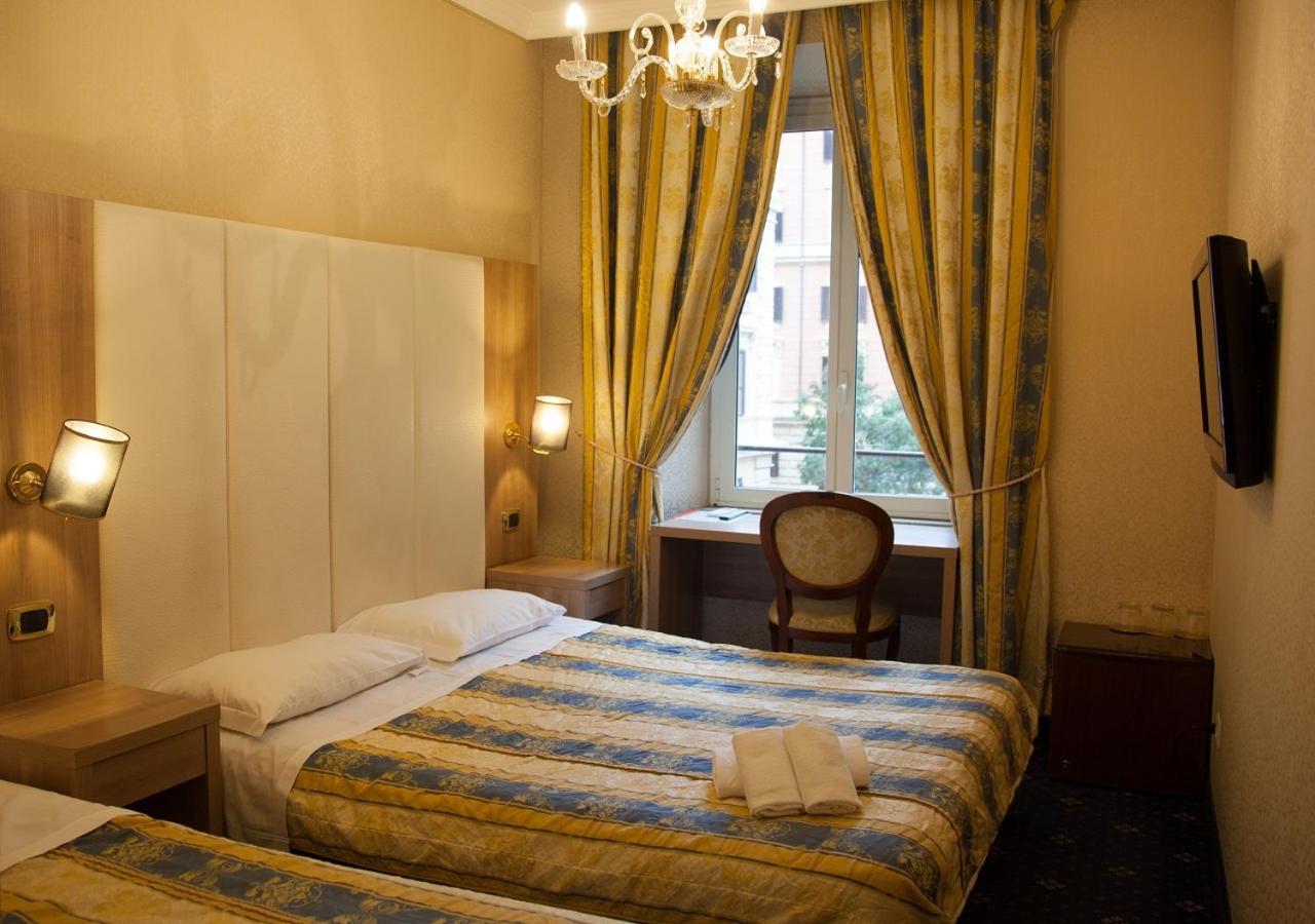 White Vatican Rome Room photo