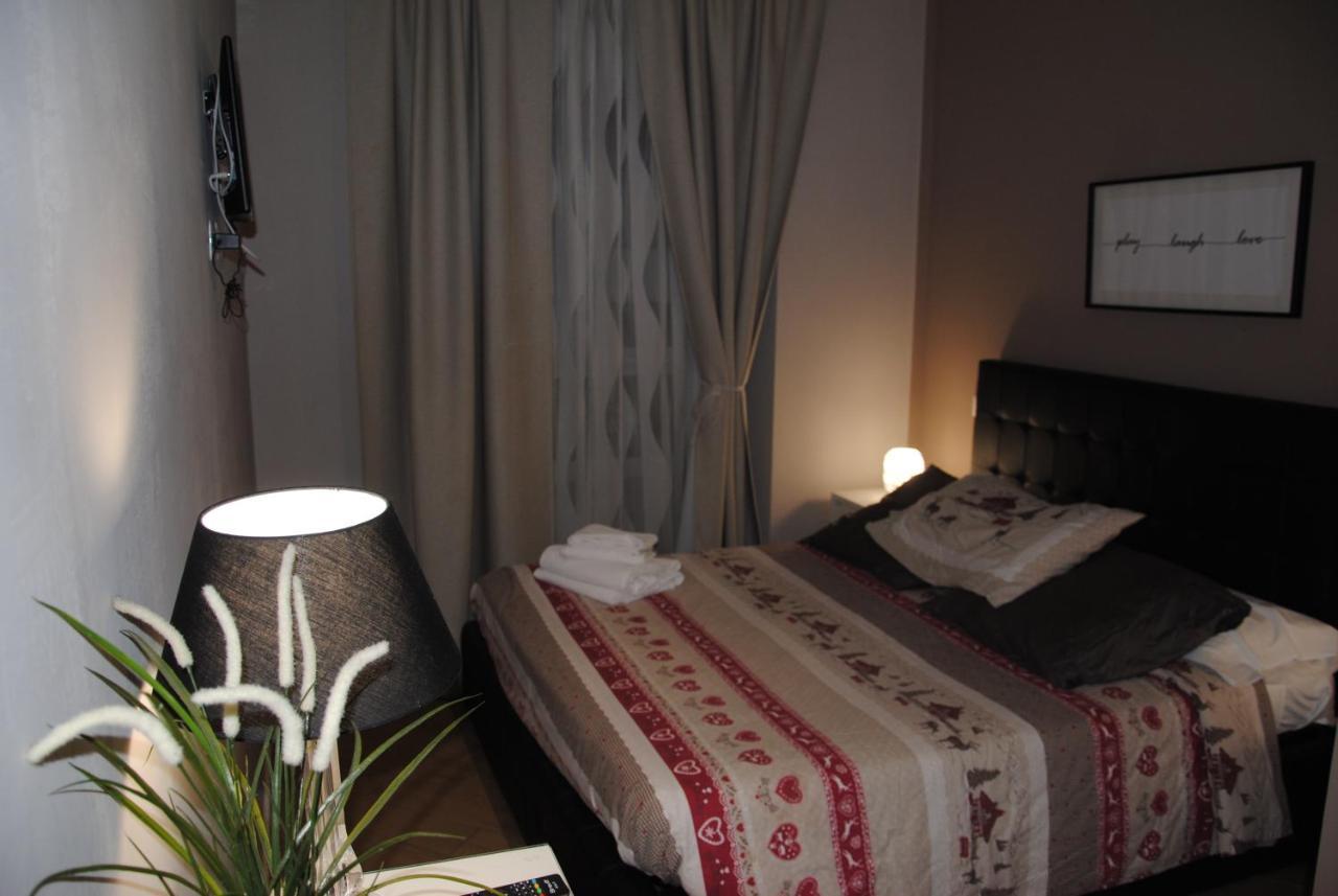 White Vatican Rome Room photo